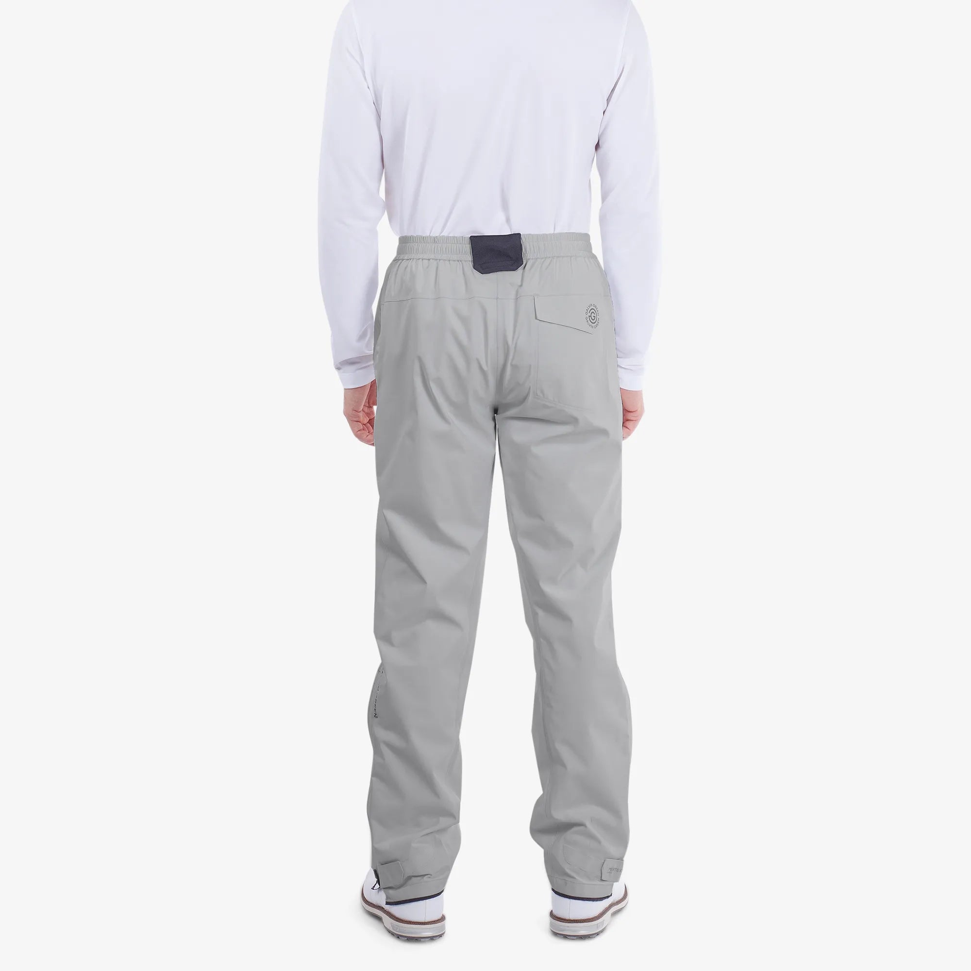 Alan is a Waterproof golf  pants for Men in the color Cool Grey(5)