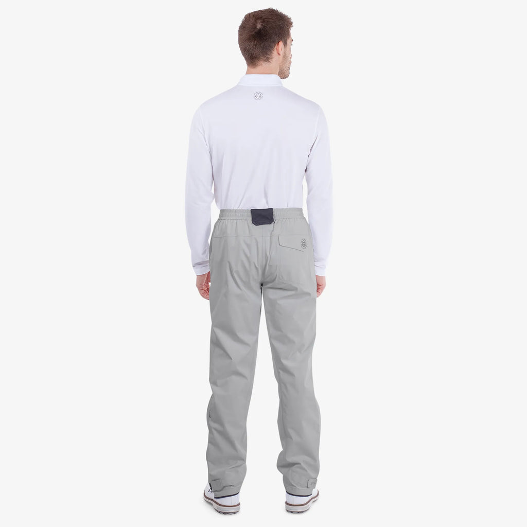 Alan is a Waterproof golf  pants for Men in the color Cool Grey(7)