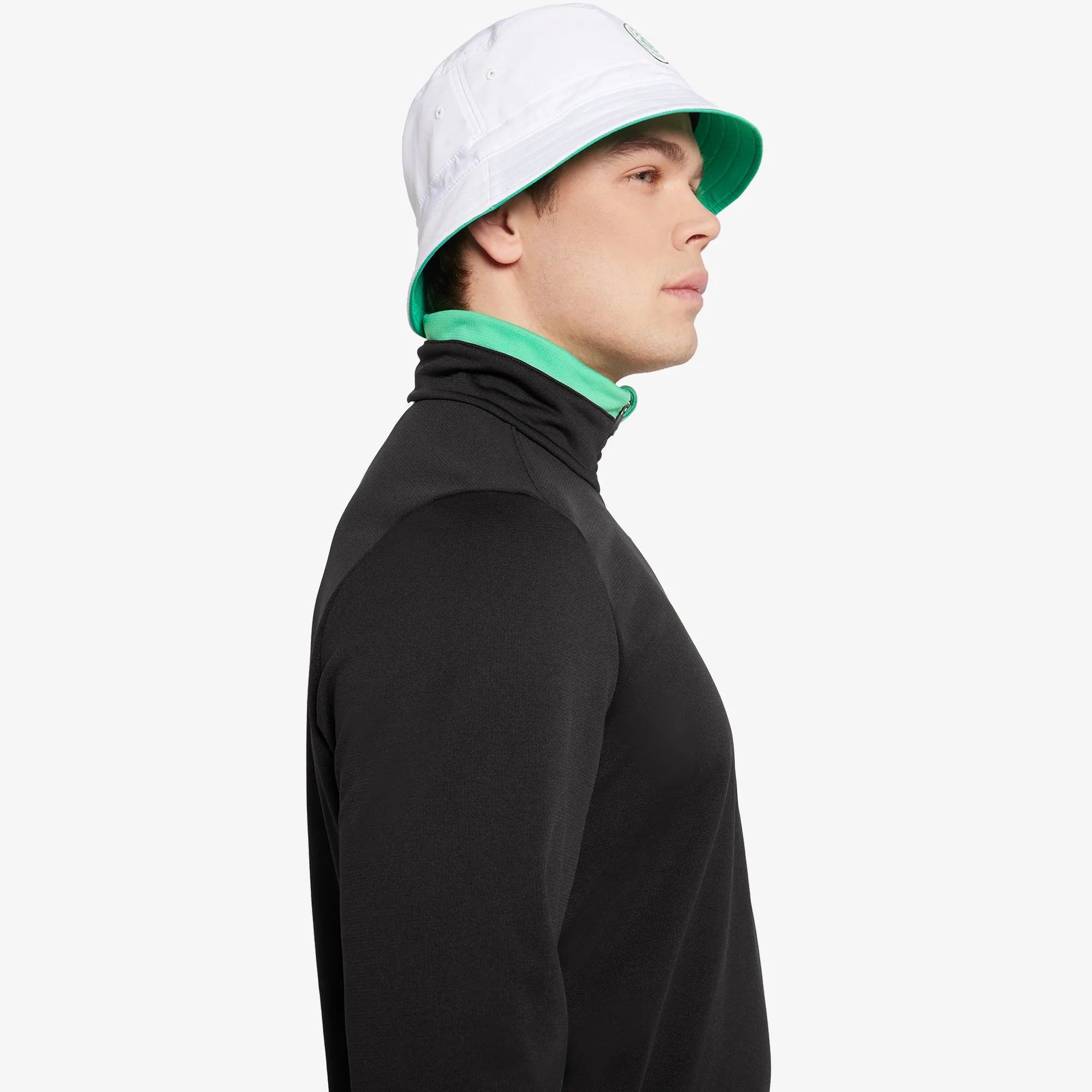 Dario is a Insulating golf mid layer for Men in the color Black/White(4)
