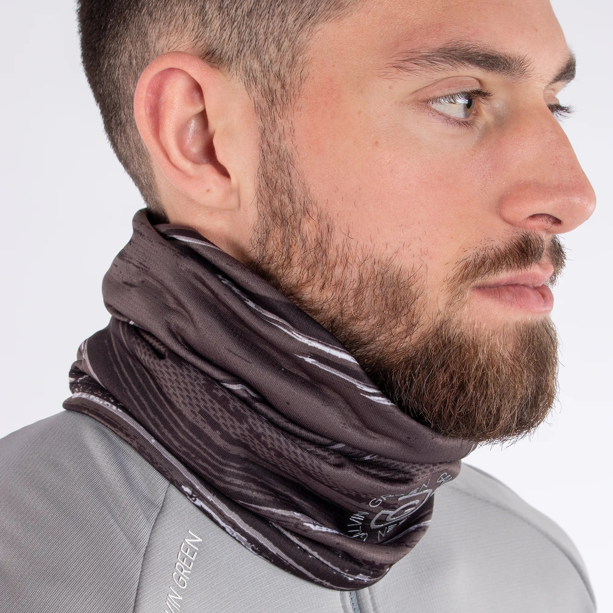Dayton is a Insulating golf neck warmer in the color Black(2)