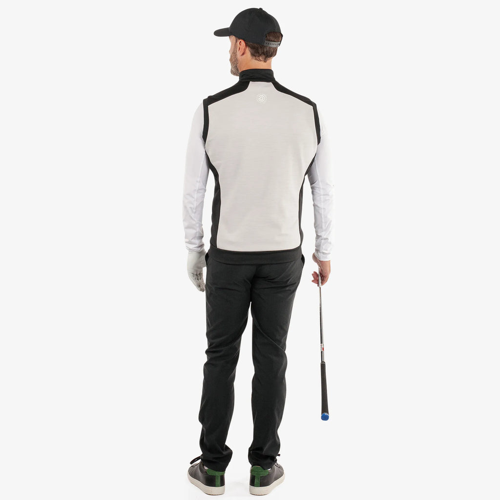 Dolph is a Insulating golf vest for Men in the color Cool Grey/Black(7)