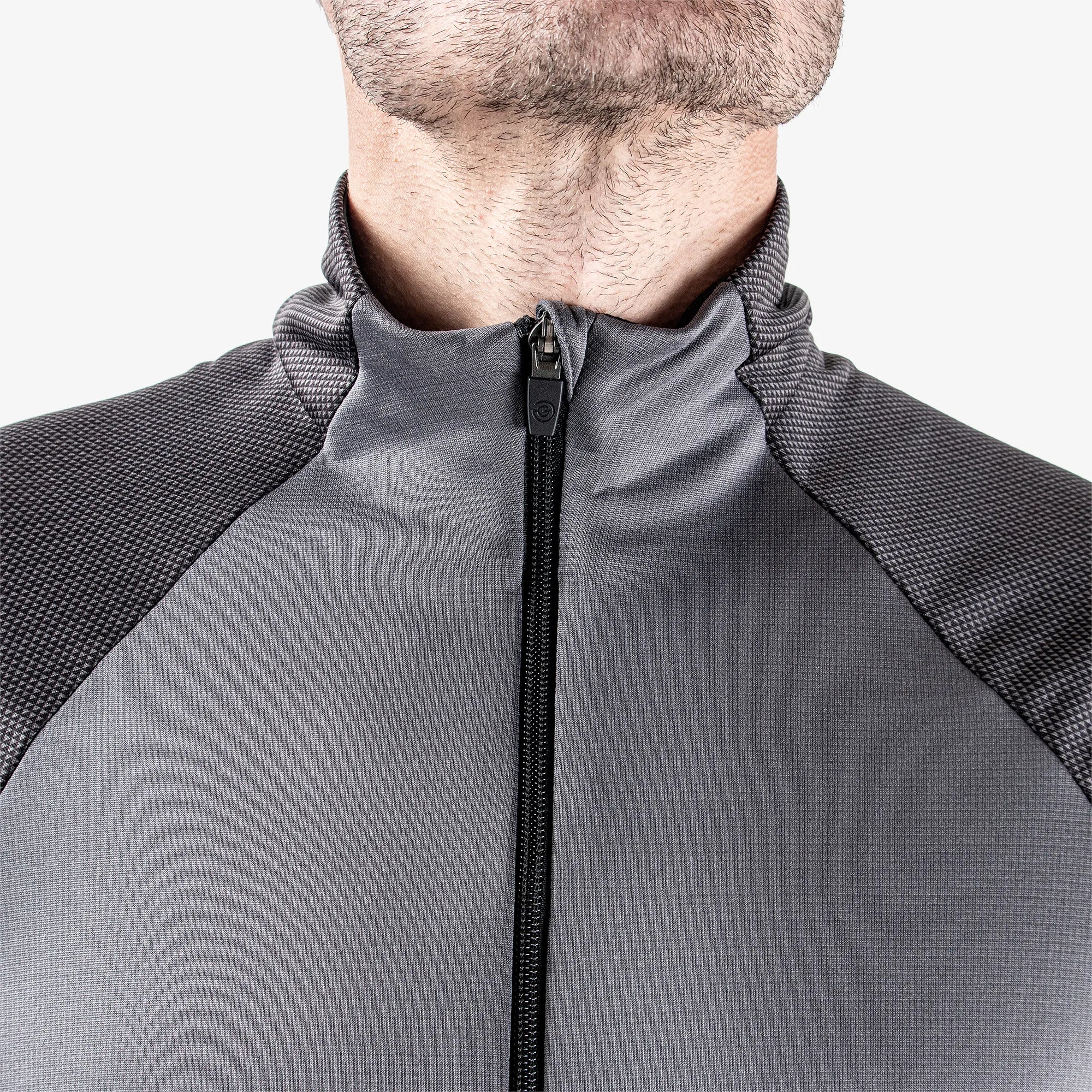 Donald is a Insulating golf mid layer for Men in the color Forged Iron/Black (4)