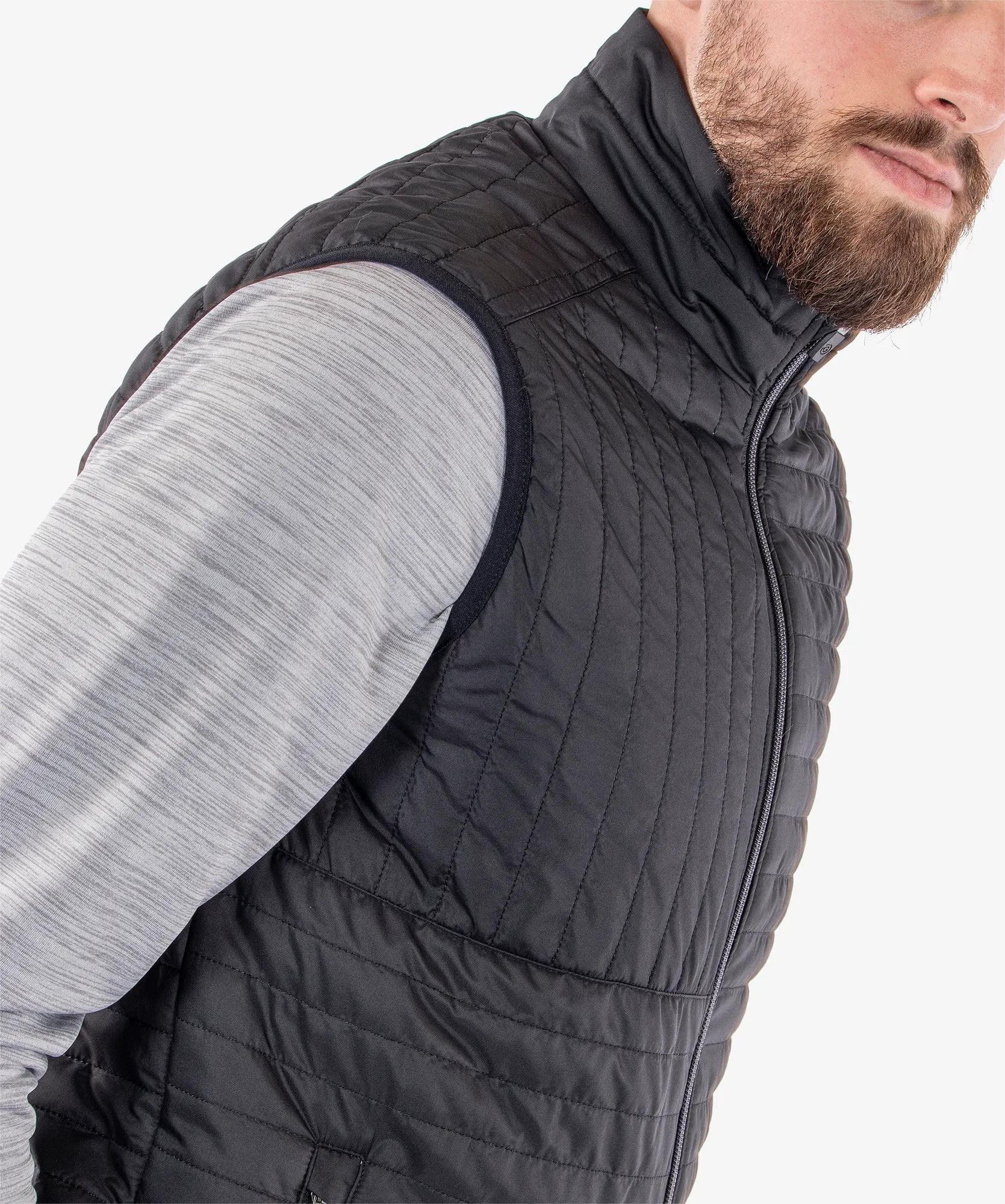 Leroy is a Windproof and water repellent golf vest for Men in the color Black(4)