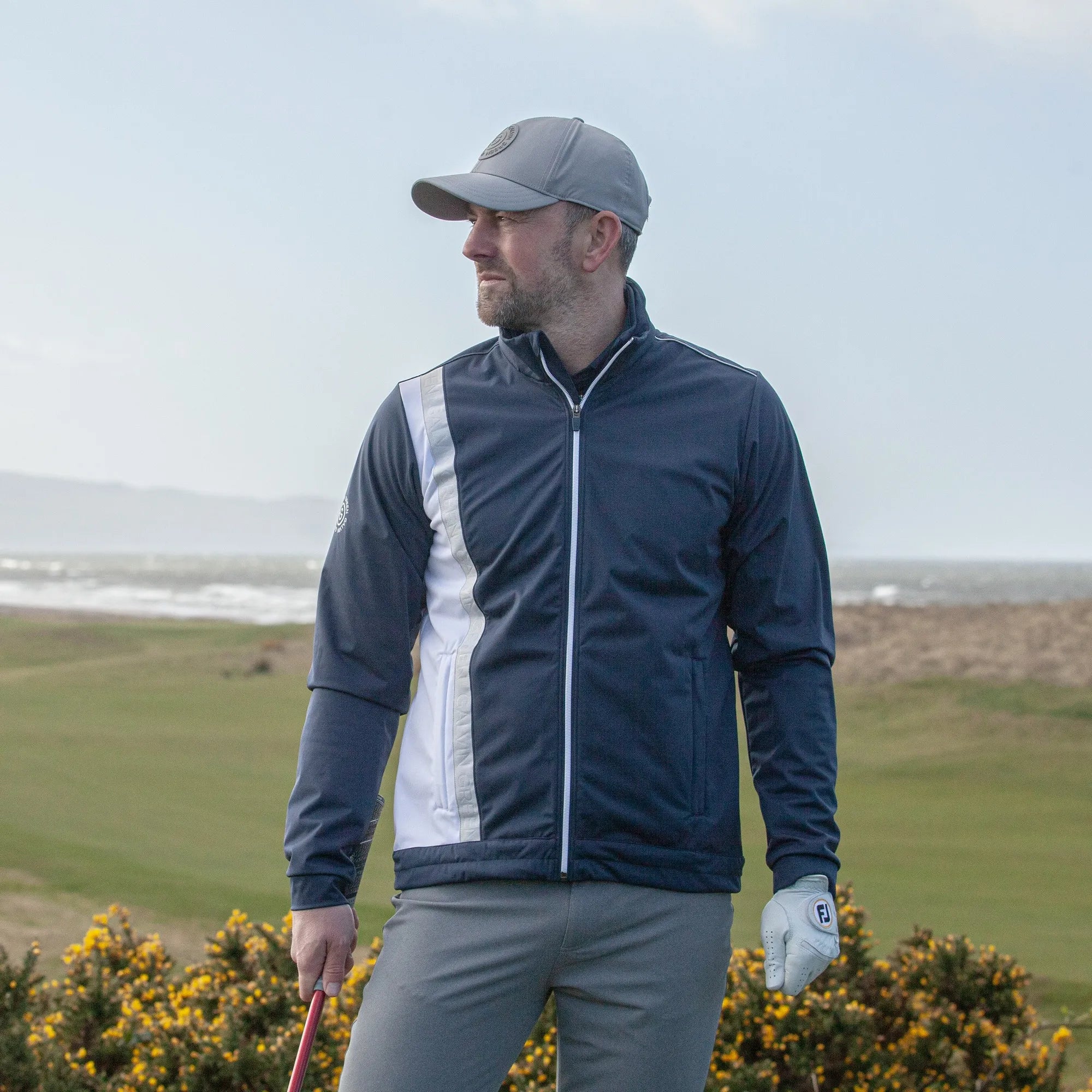 Lucien is a Windproof and water repellent golf jacket for Men in the color Navy/White/Cool Grey(11)