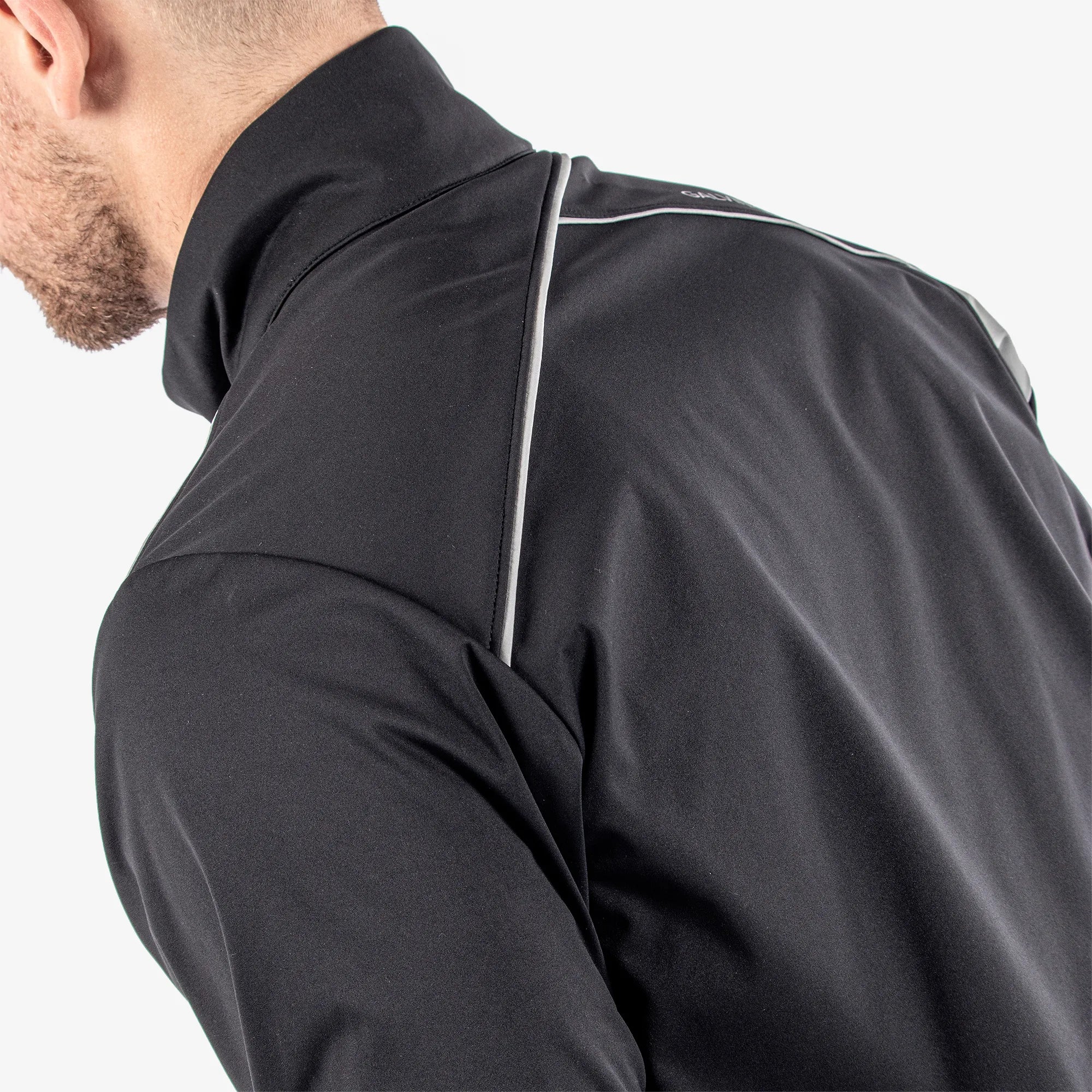 Lucien is a Windproof and water repellent golf jacket for Men in the color Black/Sharkskin/Cool Grey(8)