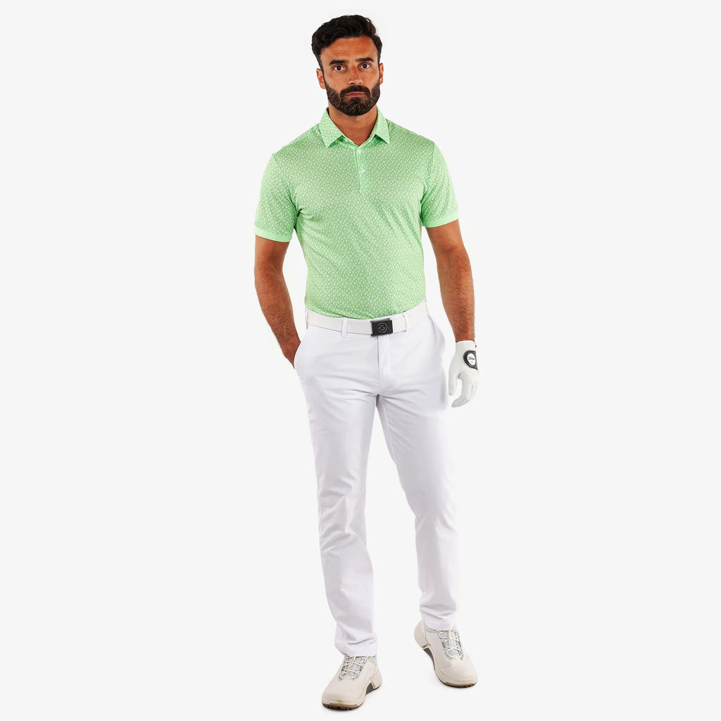 Manuel is a Breathable short sleeve golf shirt for Men in the color Fresh Green/White(2)