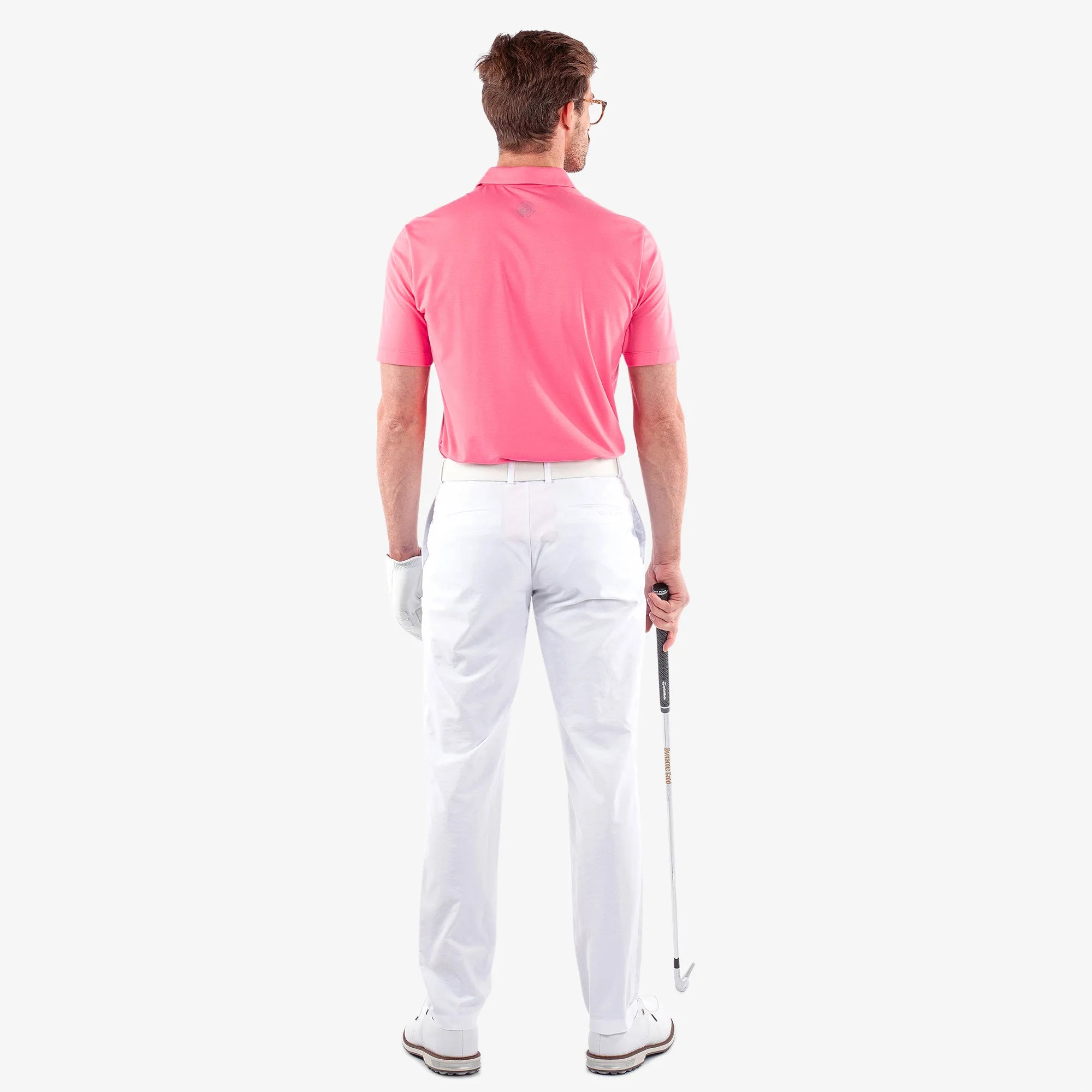 Marcelo is a Breathable short sleeve golf shirt for Men in the color Camelia Rose(6)