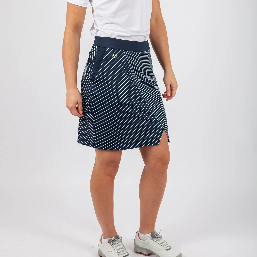 Masey is a Breathable golf skirt with inner shorts for Women in the color Fantastic Blue(1)