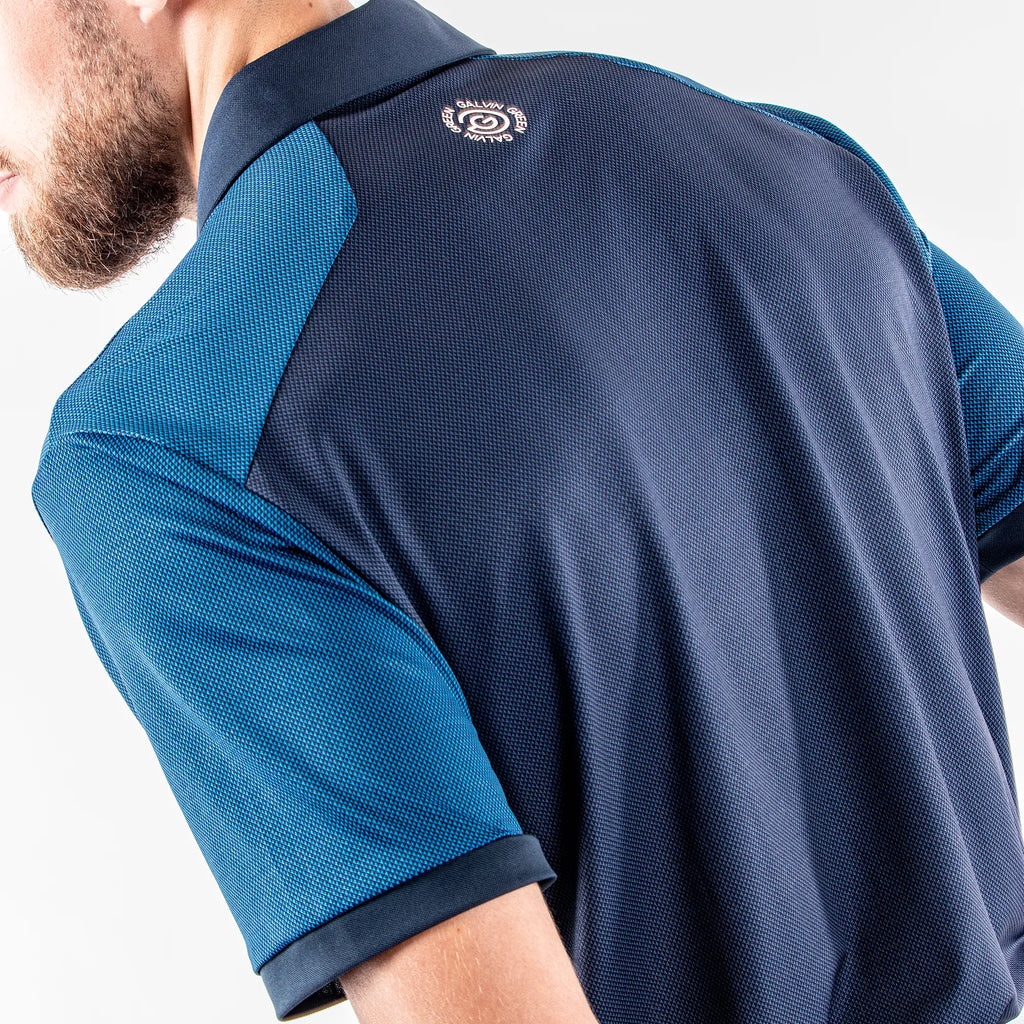 Mateus is a Breathable short sleeve shirt for Men in the color Navy(7)