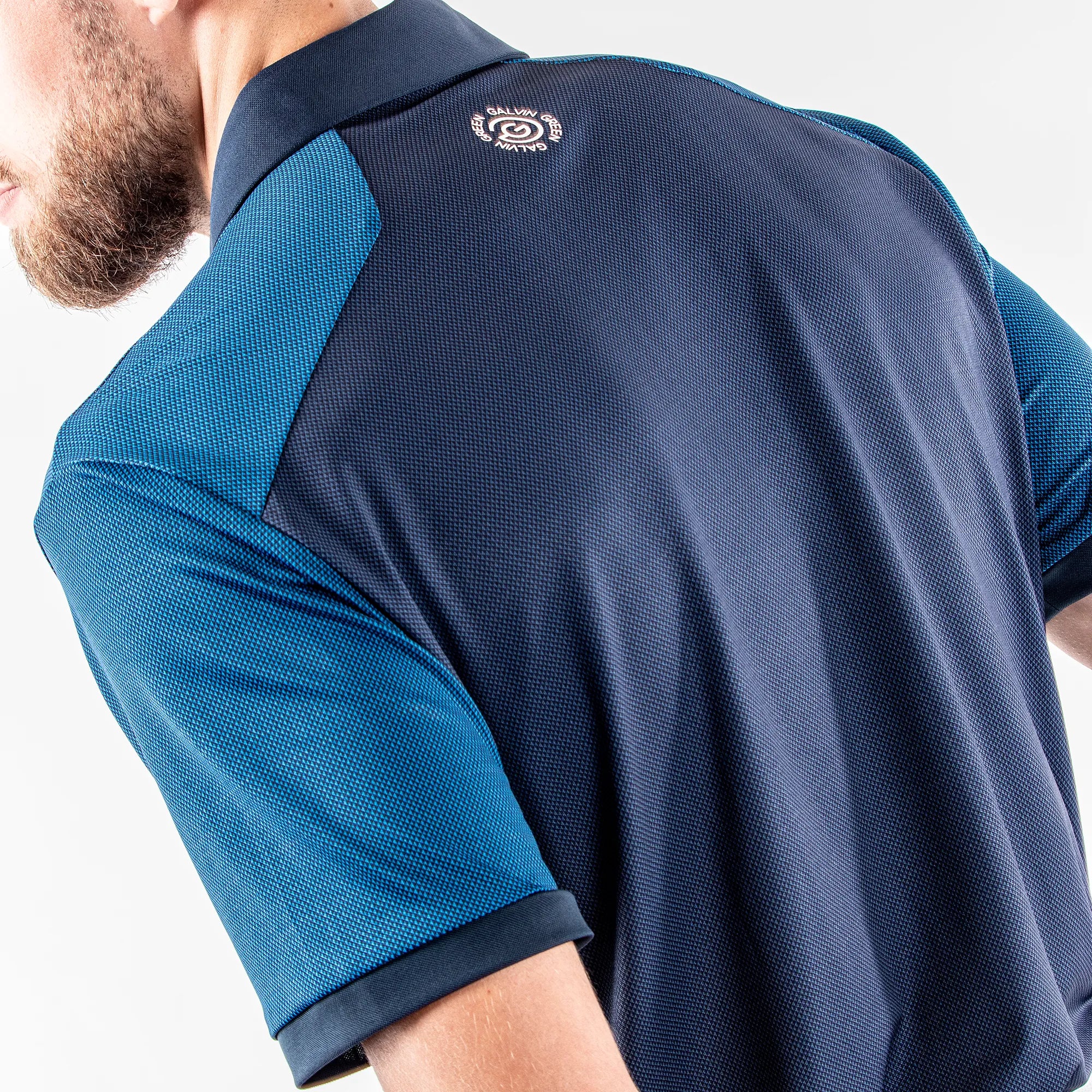 Mateus is a Breathable short sleeve shirt for Men in the color Navy(7)