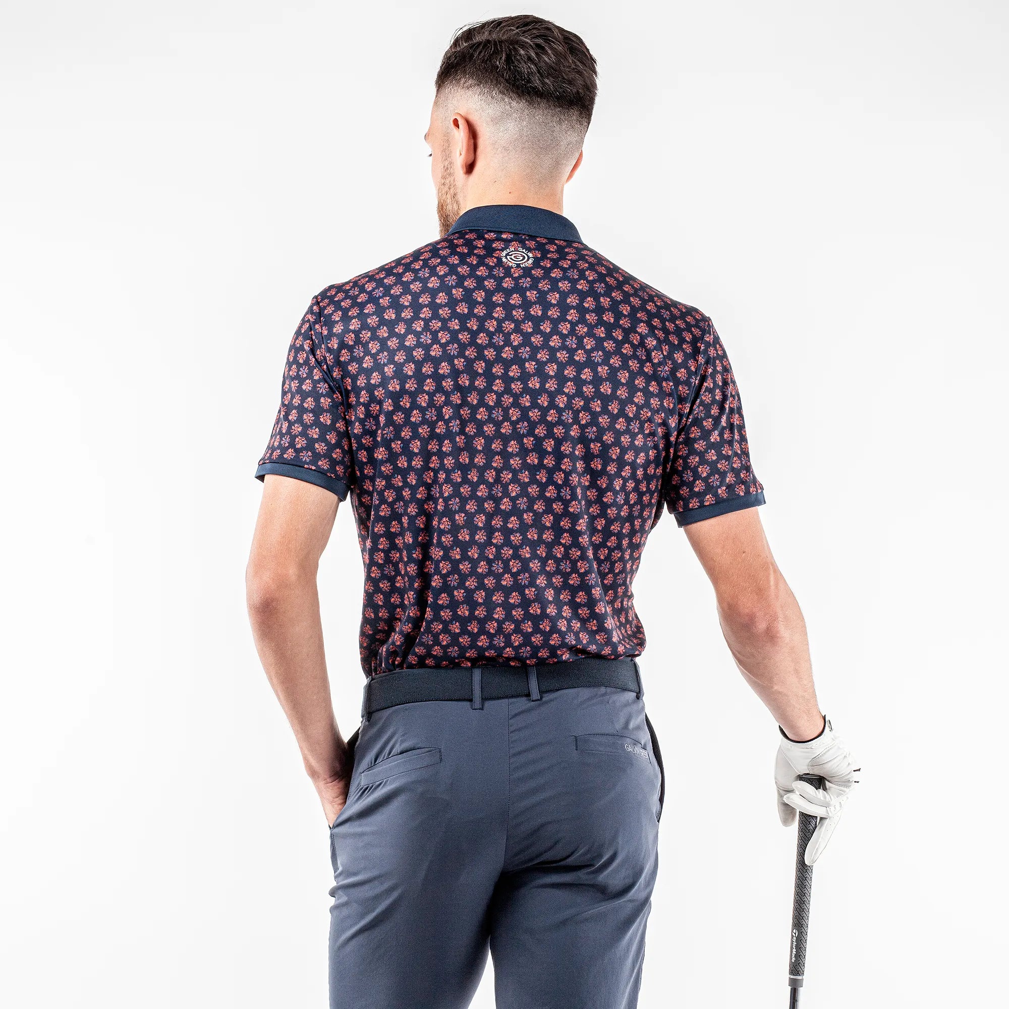 Murphy is a Breathable short sleeve shirt for Men in the color Orange(6)