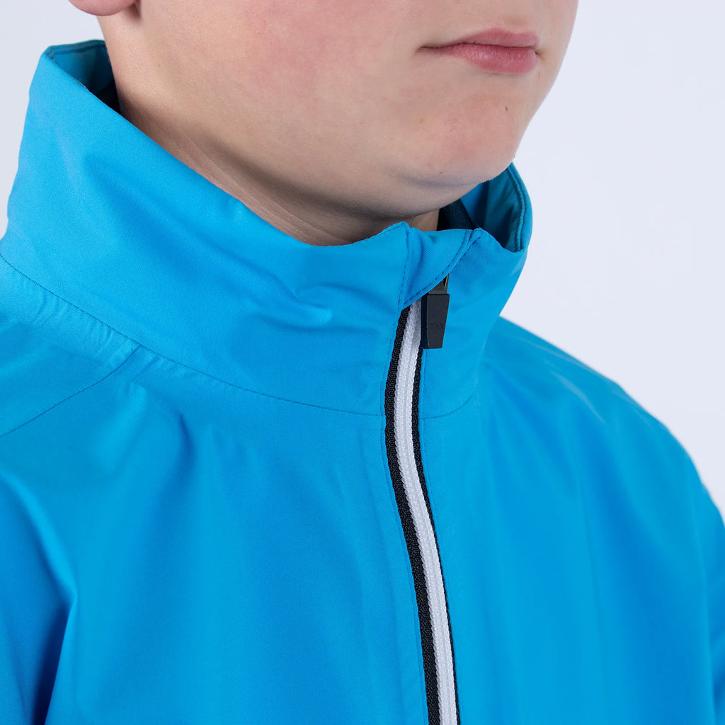 River is a Waterproof golf jacket for Juniors in the color Blue Bell(2)