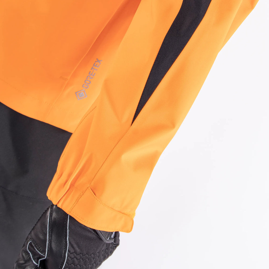Robert is a Waterproof golf jacket for Juniors in the color Orange(3)