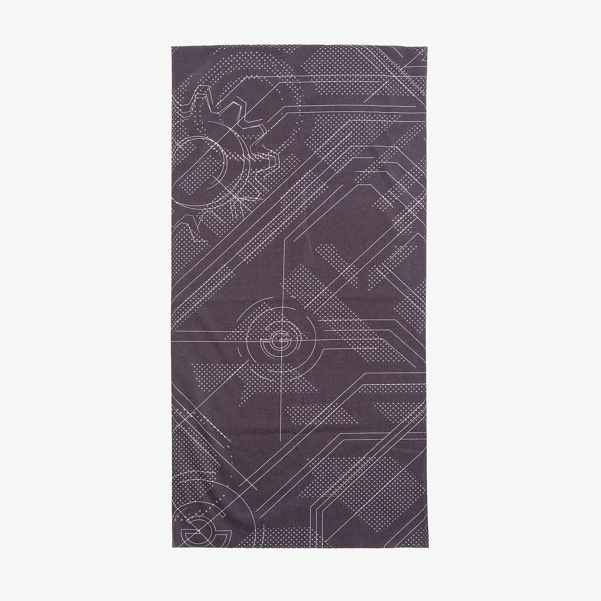 Troy is a Insulating golf neck warmer in the color Black(1)